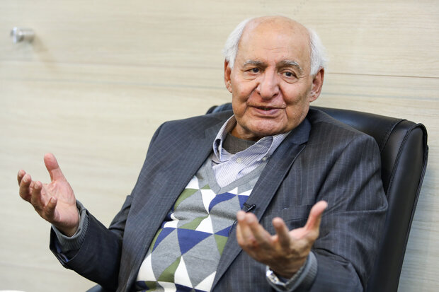 صفر تا صد علم مدیریت/ چرا انقلاب صنعتی در ایران تحقق پیدا نکرد؟ صفر تا صد علم مدیریت/ چرا انقلاب صنعتی در ایران تحقق پیدا نکرد؟