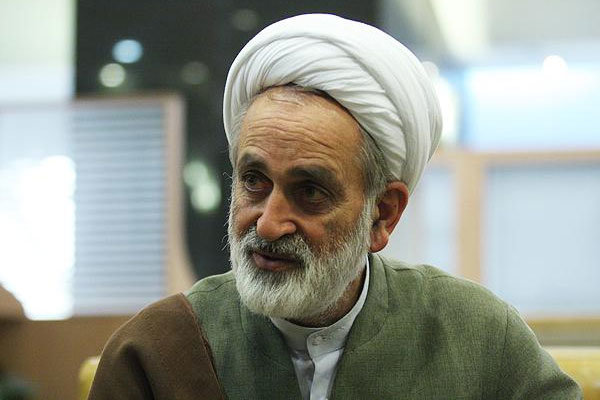 وعده‌های روحانی بدون آینده‌نگری بود/ رئیس‌جمهور پاسخگوی مردم باشد