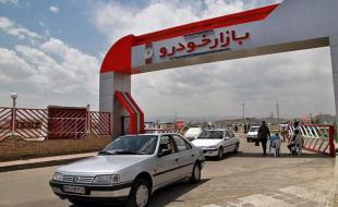ناظران بازار خودرو باید پاسخگوی افزایش قیمت باشند 