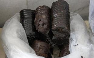 ناکامی قاچاقچی مواد مخدر در انتقال ۲۶۴ کیلو تریاک به کرمانشاه ناکامی قاچاقچی مواد مخدر در انتقال ۲۶۴ کیلو تریاک به کرمانشاه