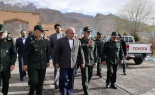 بازدید استاندار کرمانشاه از ادوات سپاه برای مبارزه با ویروس کرونا 