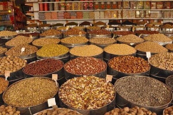 توصیه های تغذیه ای در روزهای کرونایی/ در چه صورت آجیل بخوریم 