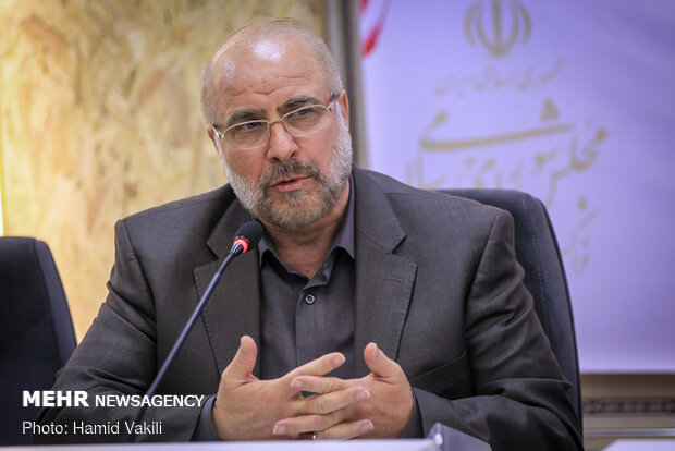 قالیباف با دبیر و اعضای شورای نگهبان دیدار کرد قالیباف با دبیر و اعضای شورای نگهبان دیدار کرد