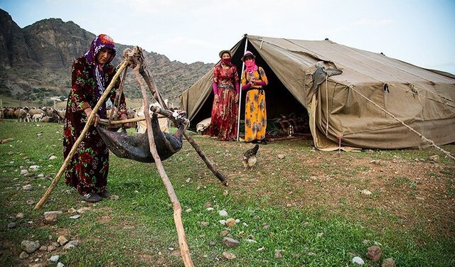  تامین آب شرب عشایر مستقر در کوری زاغه شهرستان صحنه  با اعتبار۴۵۰ میلیون تومان