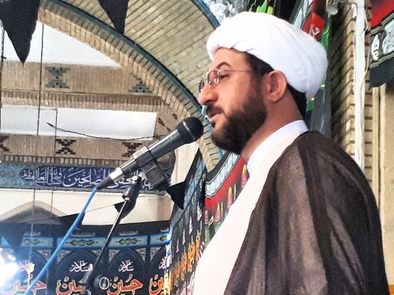 سعادت دنیوی و اخروی در تبیعیت از امامان معصوم ع است