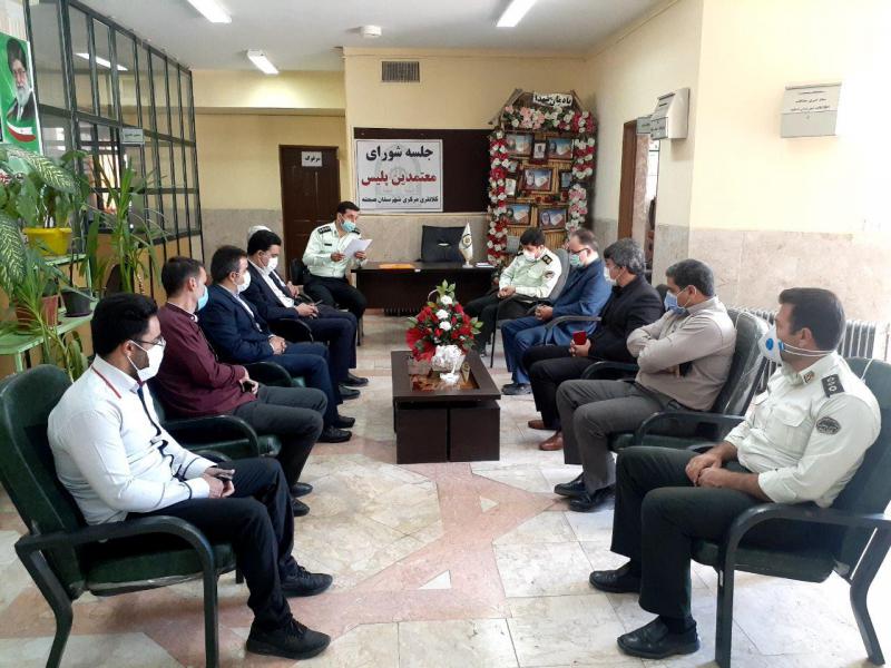 جلسه شورای معتمدین پلیس در کلانتری مرکزی شهر صحنه برگزار شد