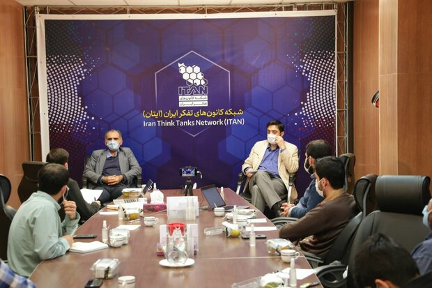 نرخ ارز را نمی توانید کنترل کنید نقدینگی را مهار کنید