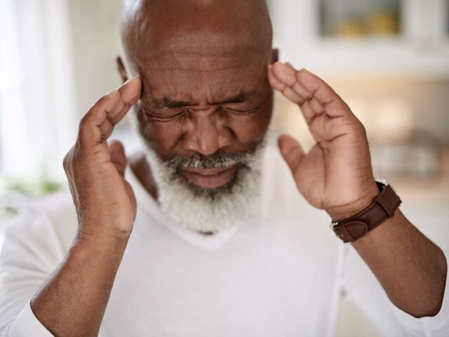  علت بروز سردردهای فصلی چیست؟