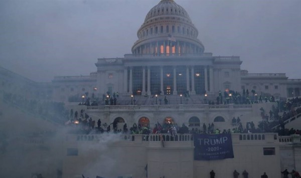  دوران آرامش یانکی ها به پایان رسید/ از توهم حمله ایرانی ها به کنگره تا بمب گذاری بیخ گوش نمایندگان