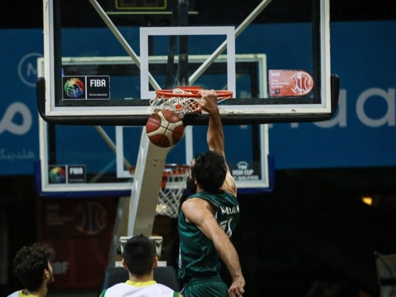 لیگ برتر بسکتبال| برتری ذوبآهن مقابل کاله لیگ برتر بسکتبال| برتری ذوبآهن مقابل کاله