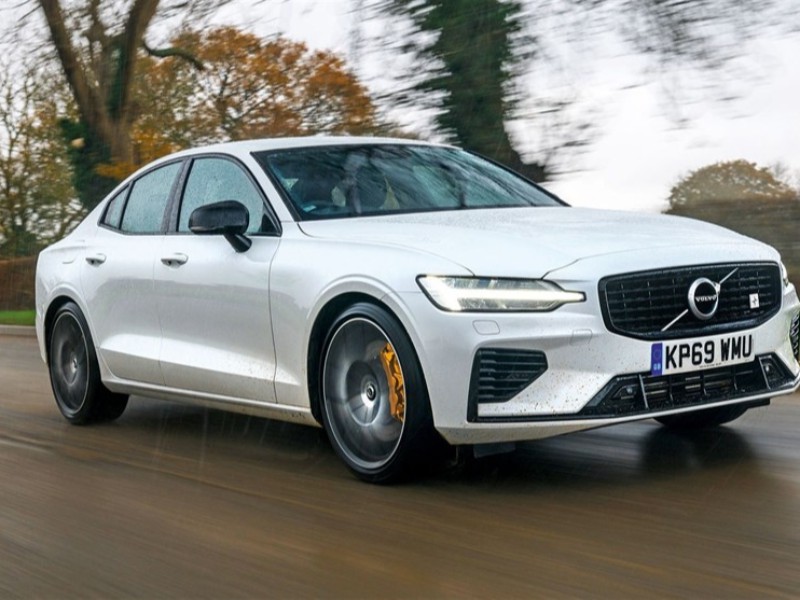 با ادامه کمبود جهانی تراشه، فروش خودروهای ولوو در دسامبر سقوط کرد با ادامه کمبود جهانی تراشه، فروش خودروهای ولوو در دسامبر سقوط کرد