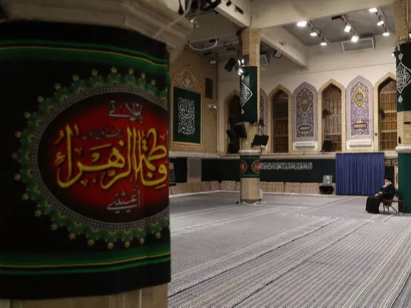 برگزاری مراسم عزاداری شهادت حضرت فاطمه (س) در محضر رهبر انقلاب برگزاری مراسم عزاداری شهادت حضرت فاطمه (س) در محضر رهبر انقلاب