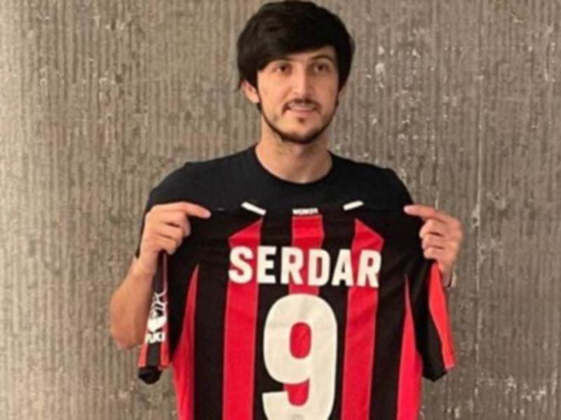 استقبال صفحه رسمی بوندس لیگا از سردار آزمون+عکس استقبال صفحه رسمی بوندس لیگا از سردار آزمون+عکس