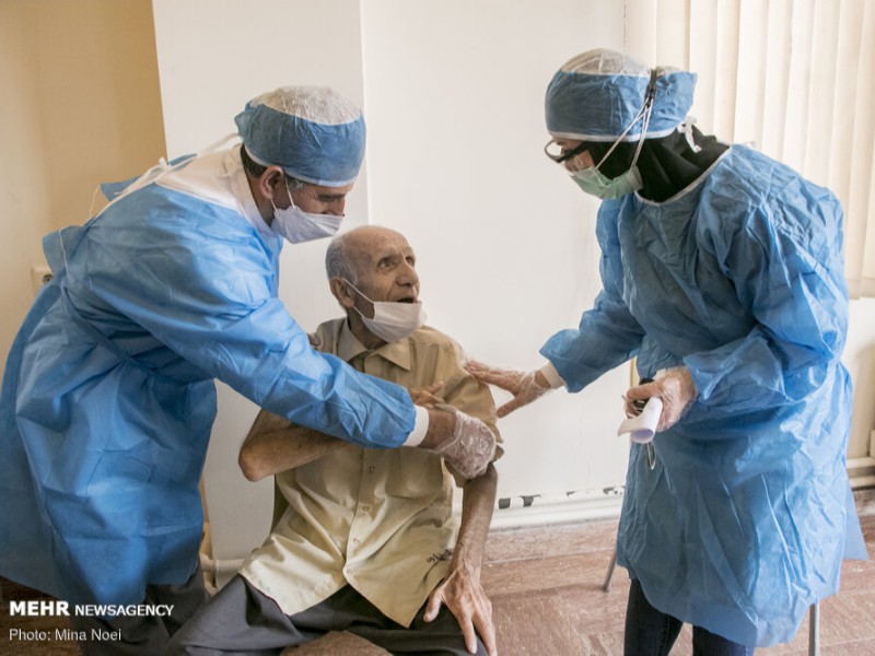 واکسیناسیون کووید _۱۹ افراد بالای ۸۰ سال صحنه در حال اتمام است