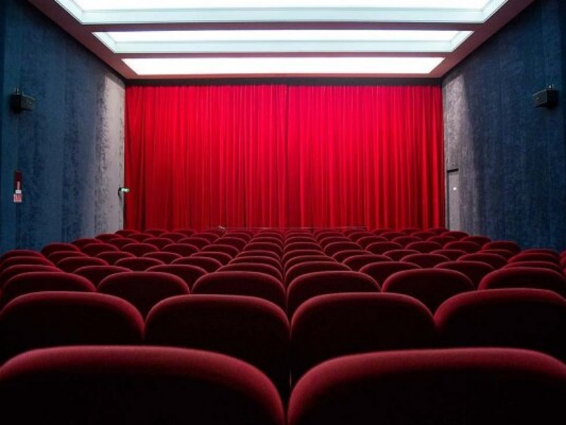 ترجیح سینماداران تعطیلی «سینما» است؟ ترجیح سینماداران تعطیلی «سینما» است؟