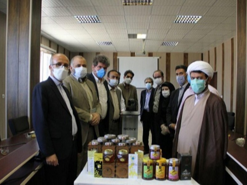 رونمایی از طرح مارکتینگ عسل و زعفران در دانشگاه آزاد صحنه