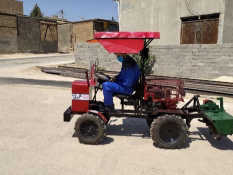 ابتکار جوان سرپلذهابی در طراحی و ساخت مینی تراکتور