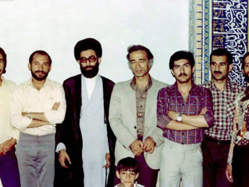 مساجد؛ پایگاه‌های مبارزاتی حضرت آیت‌الله خامنه‌ای