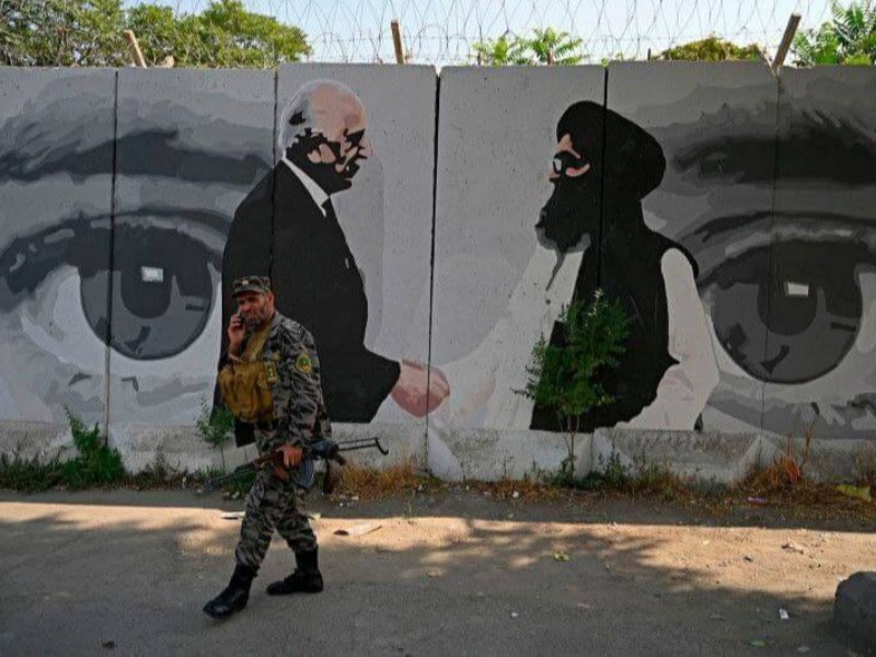 همه گروه‌های اسلامی باید در آینده افغانستان سهیم باشند