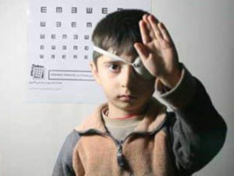 ۱۸۶۰کودک شهرستان صحنه در طرح غربالگری بینایی/تا کنون ۳۰۰کودک معاینه شده اند
