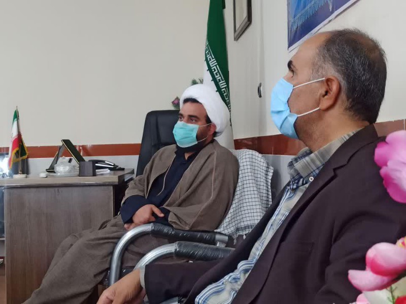 خبرنگاران در خط مقدم جبهه فرهنگی قرار دارند