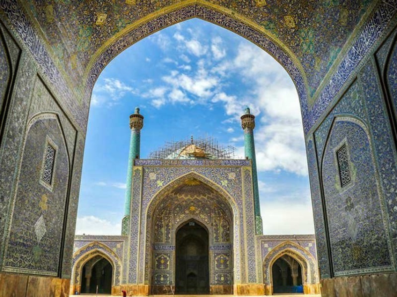 مساجد باید از حالت تک بعدی خارج شوند