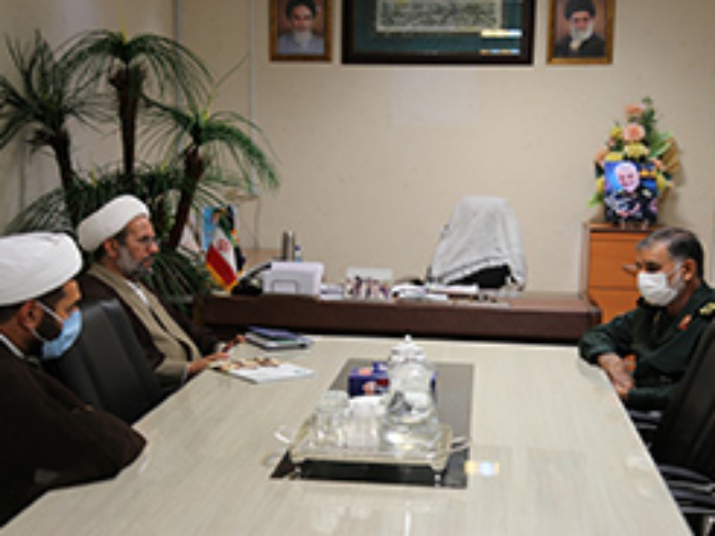 شهدا چراغ راه ملت برای انجام تکلیف هستند