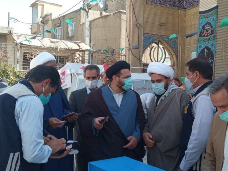 برپایی میز خدمت ادارات صحنه به مناسبت گرامیداشت هفته دفاع مقدس