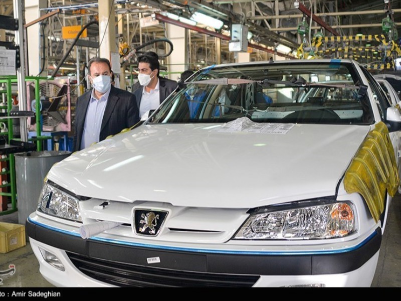 انتقاد«گلرو» از قیمت خودرو/قیمت پراید به ۱۹۰ میلیون رسیده انتقاد«گلرو» از قیمت خودرو/قیمت پراید به ۱۹۰ میلیون رسیده