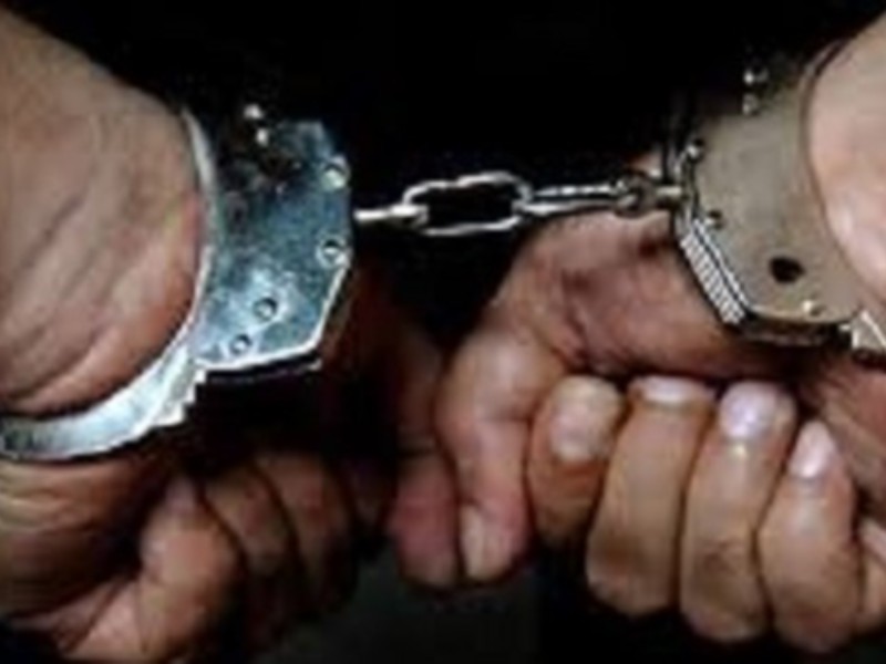 سارق مسلح خطرناک بالاخره دستگیر شد سارق مسلح خطرناک بالاخره دستگیر شد