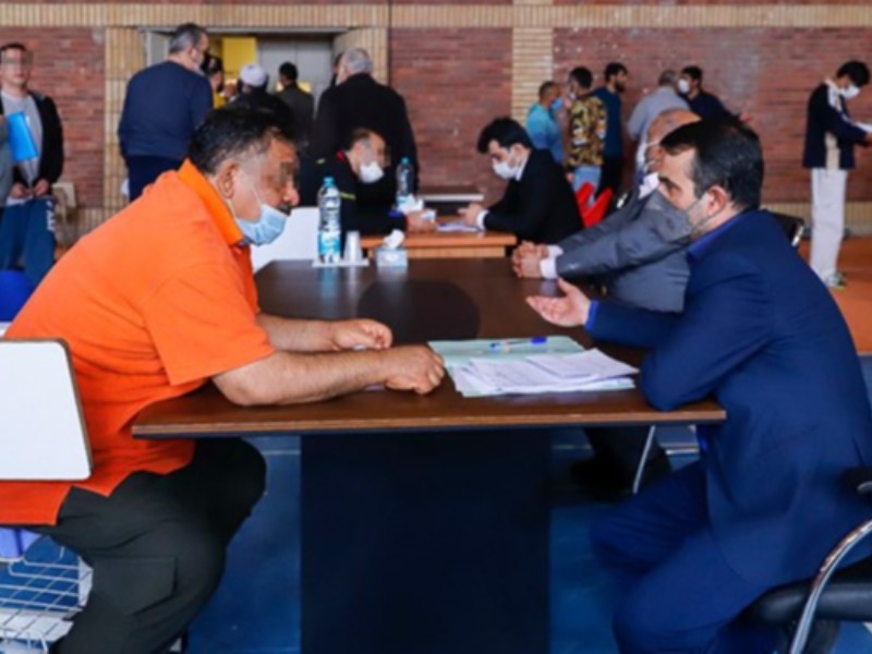 دیدار چهرهبهچهره دادستان تهران و ۱۲۵ قاضی با زندانیان ندامتگاه تهران بزرگ/ از آزادی ۱۶۷ زندانی تا بررسی 1250 پرونده دیدار چهرهبهچهره دادستان تهران و ۱۲۵ قاضی با زندانیان ندامتگاه تهران بزرگ/ از آزادی ۱۶۷ زندانی تا بررسی 1250 پرونده