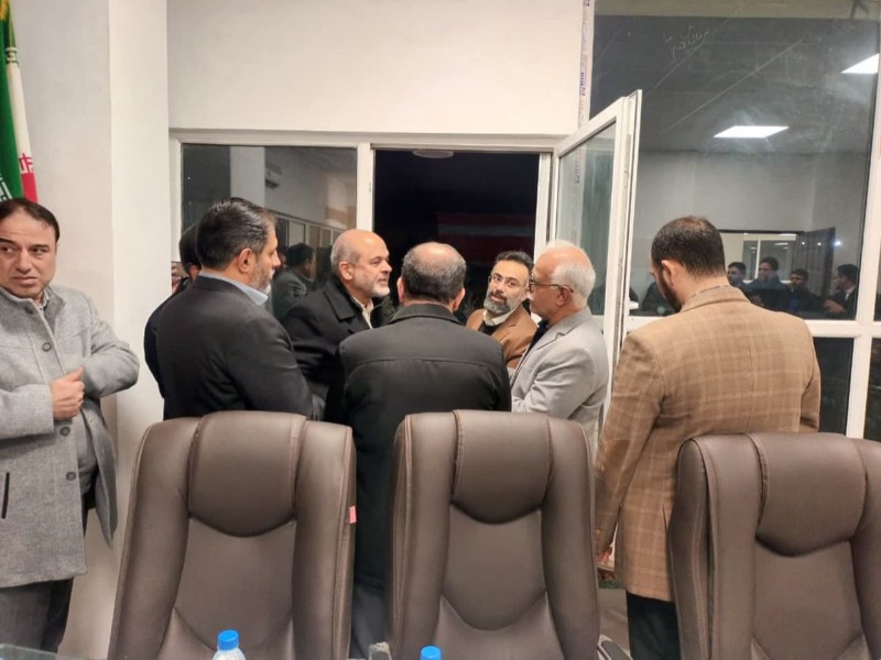 بازدید از کارخانه در حال ساخت ذوب آهن کرمانشاه در شهرک صنعتی صحنه