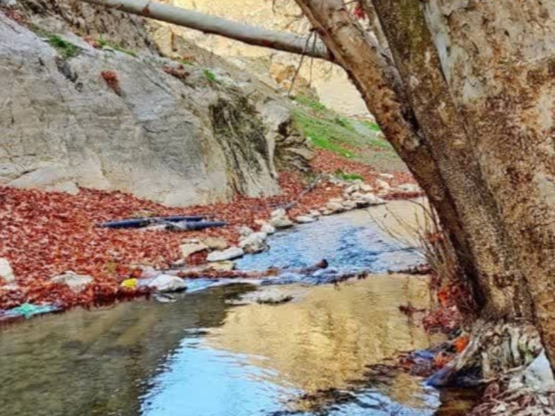 چهارچشمه در سراب دربند صحنه