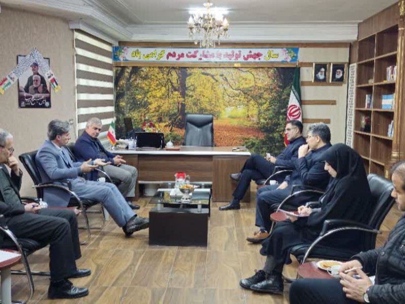 رفع مشکل واحدهای اشتغال زا در شهرستان صحنه باید در اولویت کاری مدیران باشد.