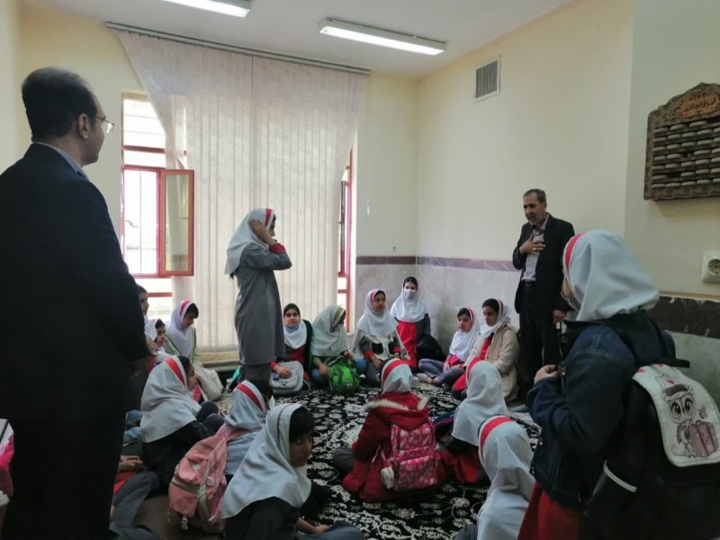 یک روز با کانون و کتابخانه در صحنه یک روز با کانون و کتابخانه در صحنه