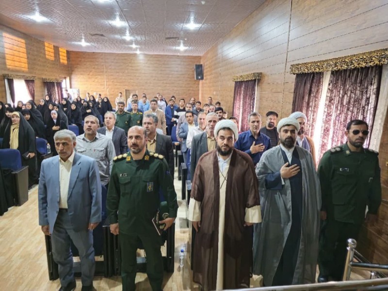 گرامیداشت هفته معلم و عقیدتی سیاسی در سپاه و بسیج گرامیداشت هفته معلم و عقیدتی سیاسی در سپاه و بسیج