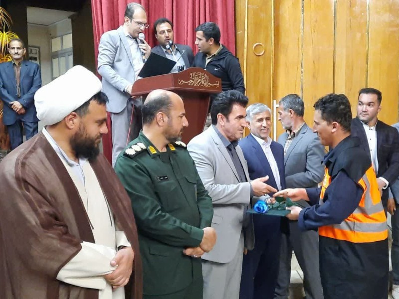 بزرگداشت روز کارگر در صحنه بزرگداشت روز کارگر در صحنه