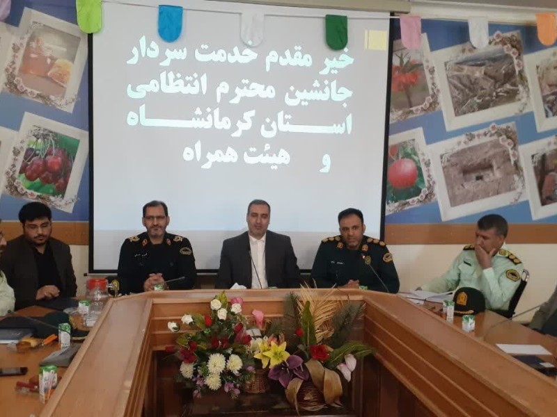 فرمانده فراجا صحنه معرفی شد فرمانده فراجا صحنه معرفی شد