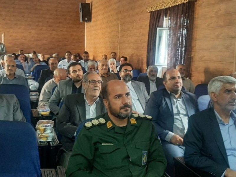 آئین تجلیل و تکریم پیشکسوتان دفاع مقدس و مقاومت آئین تجلیل و تکریم پیشکسوتان دفاع مقدس و مقاومت