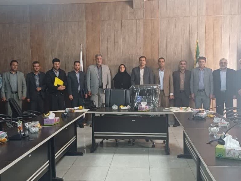 تقدیر و معارفه مسئول حراست شهرداری صحنه تقدیر و معارفه مسئول حراست شهرداری صحنه