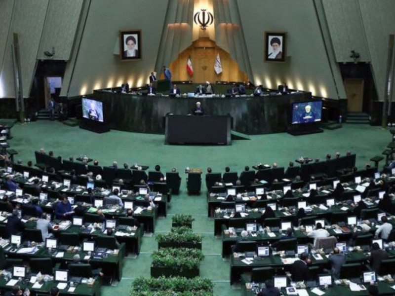 کوچ پی در پی از بهارستان به پاستور! کوچ پی در پی از بهارستان به پاستور!