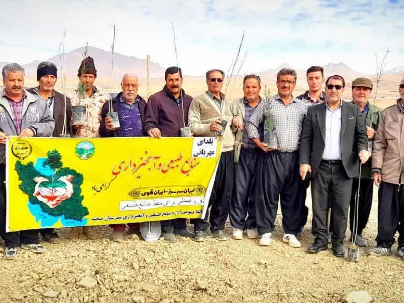 اهدای کتاب؛ اهدای دانایی و سرمایه‌گذاری فرهنگی