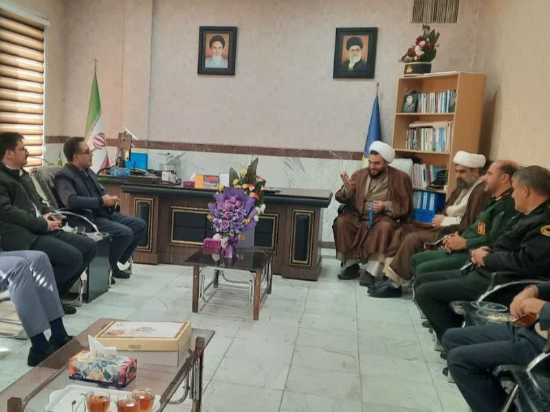 پاسداران نماد ایثار، بصیرت و ولایتمداری هستند