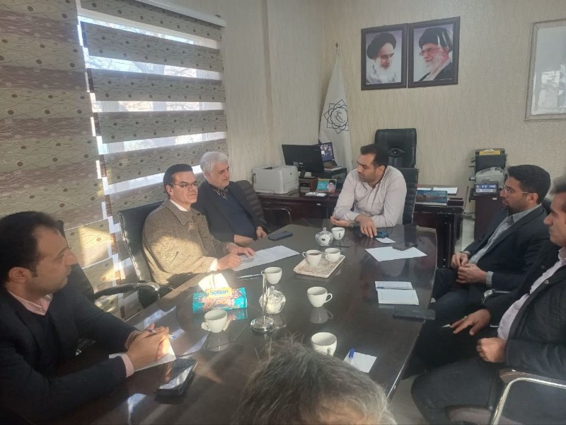 دستفروشان شهر صحنه در بازار شب عید ساماندهی می شوند   