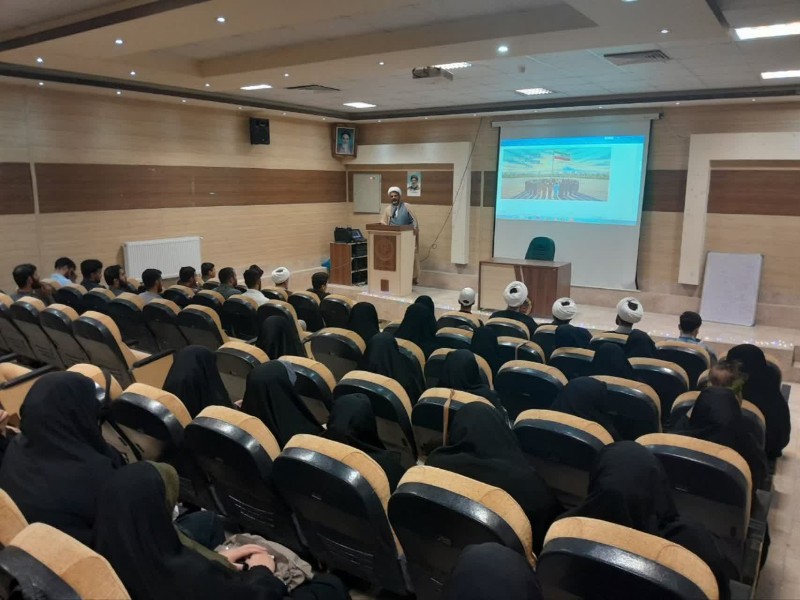 دوره آموزش پدافند غیر عامل در شهرستان صحنه دوره آموزش پدافند غیر عامل در شهرستان صحنه