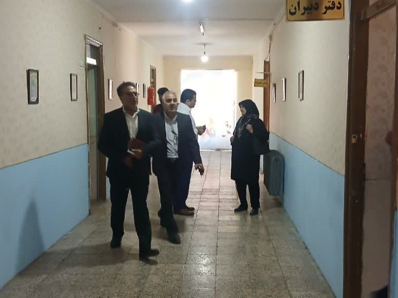 محراب، مدرسه‌ای با تاریخ زنده