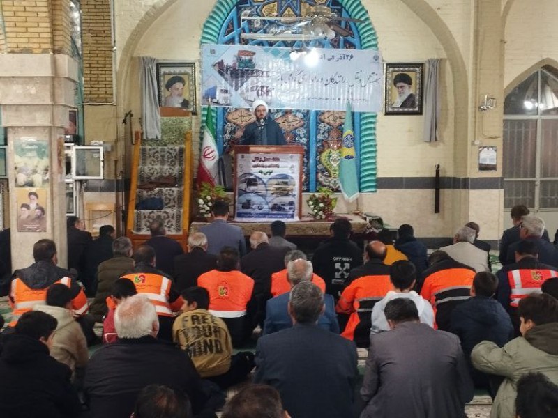 صحنه امروز کشور، صحنه جنگ ترکیبی است / مسئولان موظف به صیانت از معیشت و اعتقادات مردم هستند