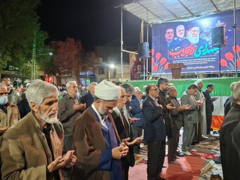 قاب‌های ماندگار از شب ۵۵ شهرستان صحنه