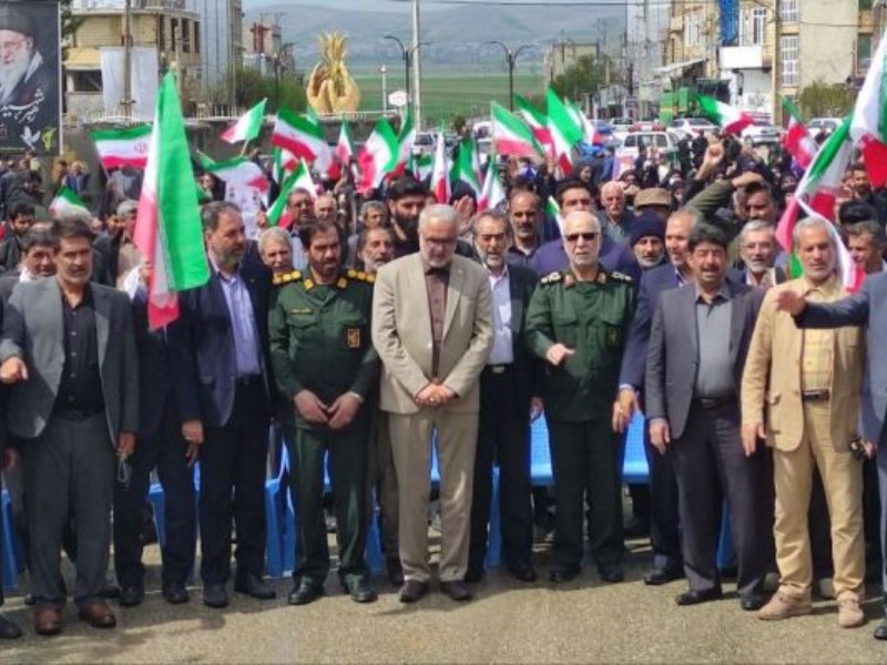کرمانشاهیان پیشرو در دفاع از ایران عزیز هستند
