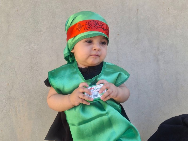 مراسم شیرخوارگان حسینی در صحنه مراسم شیرخوارگان حسینی در صحنه